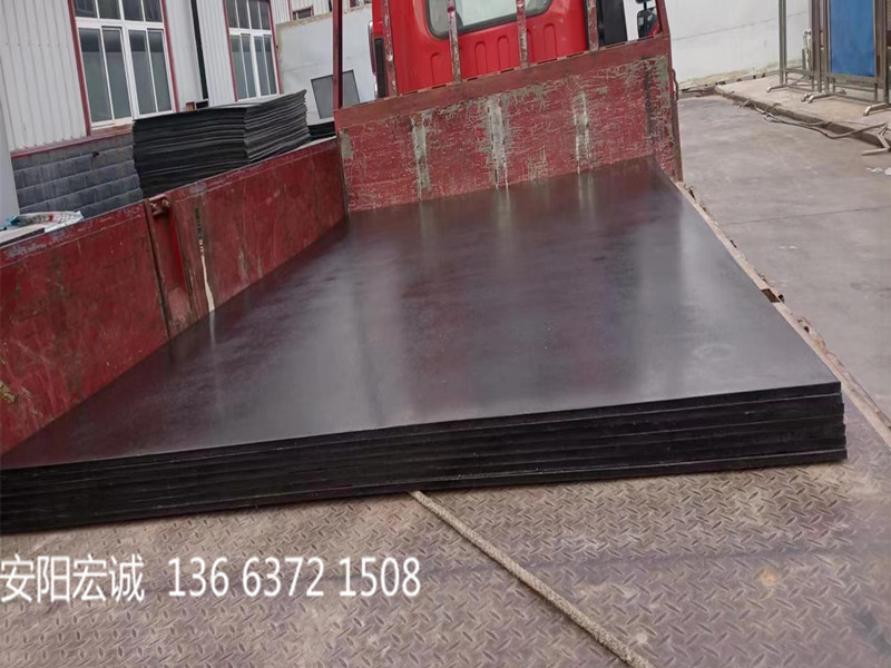 安陽宏誠: 高密度聚乙烯板廠家供應規格齊全