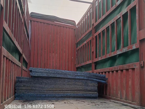 安陽(yáng)宏誠(chéng)：高分子聚乙烯板-車底滑板